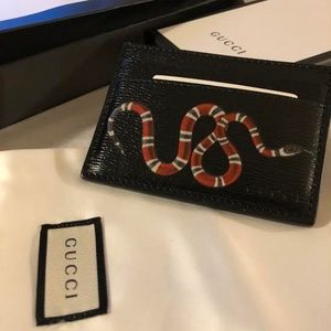 card holder gucci snake